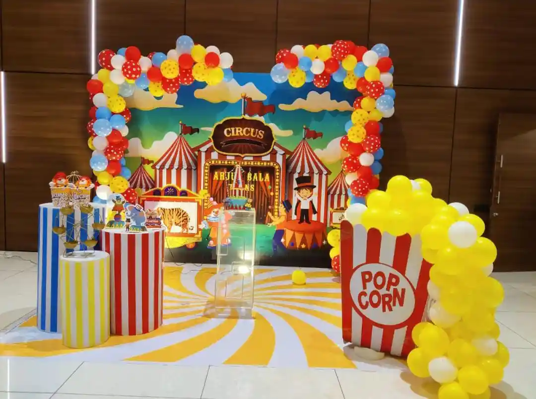 Circus 