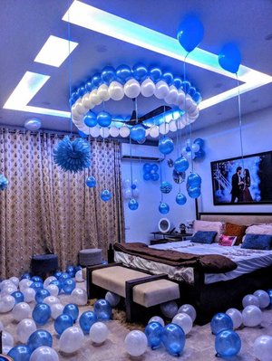 Blue & White Room Decor