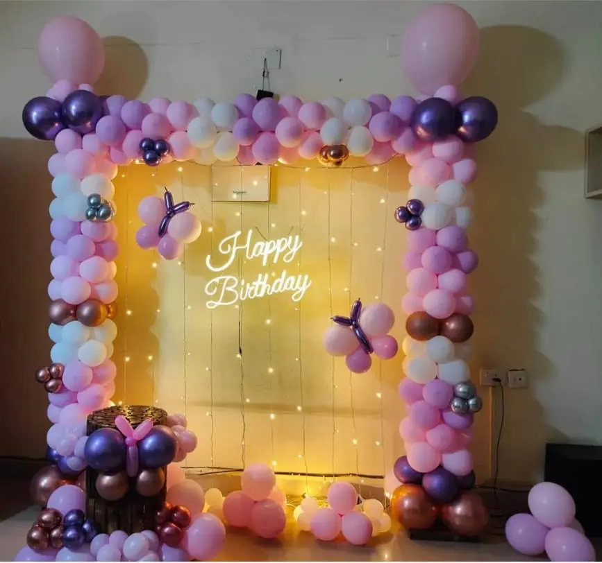 balloon decoration Cute and Simple Birthday Decoration