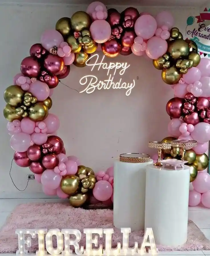 Beautiful Ring Birthday Decor