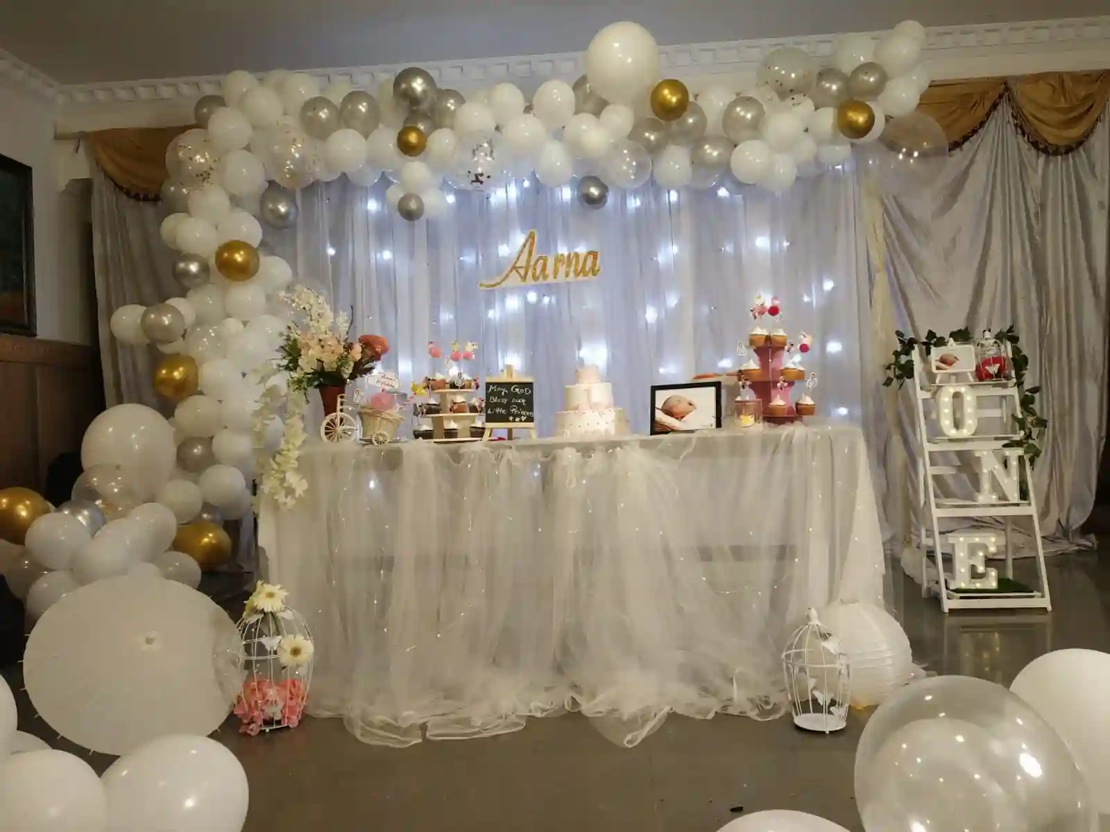 White Balloon Birthday Decoration