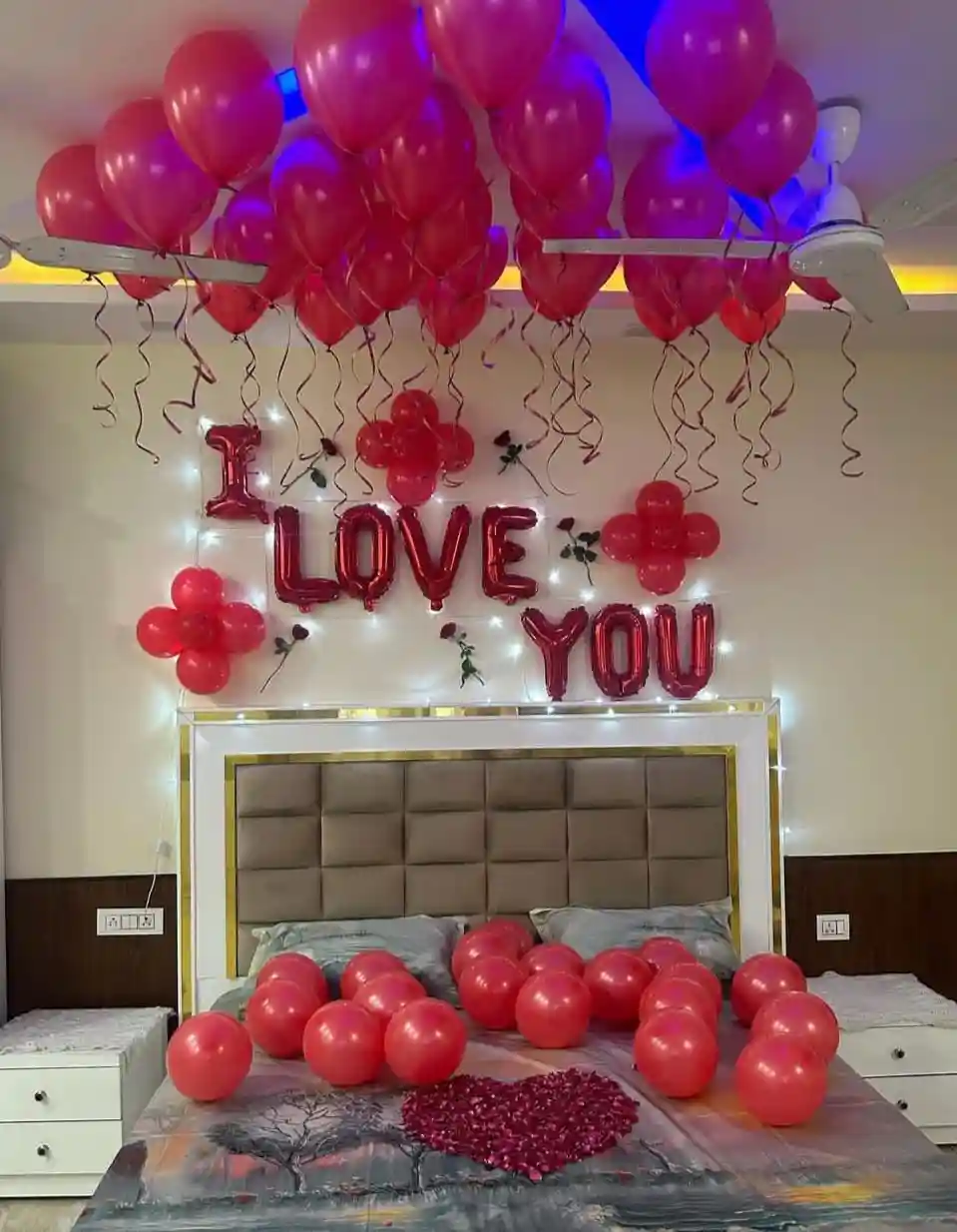 Love Red Balloon Decoration