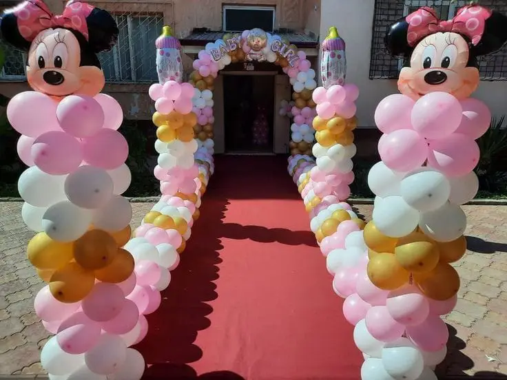 Mickey & Minnie Entry Gate Deco