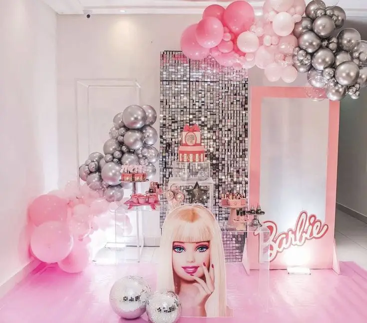 Adorable Barbie Themed Decor