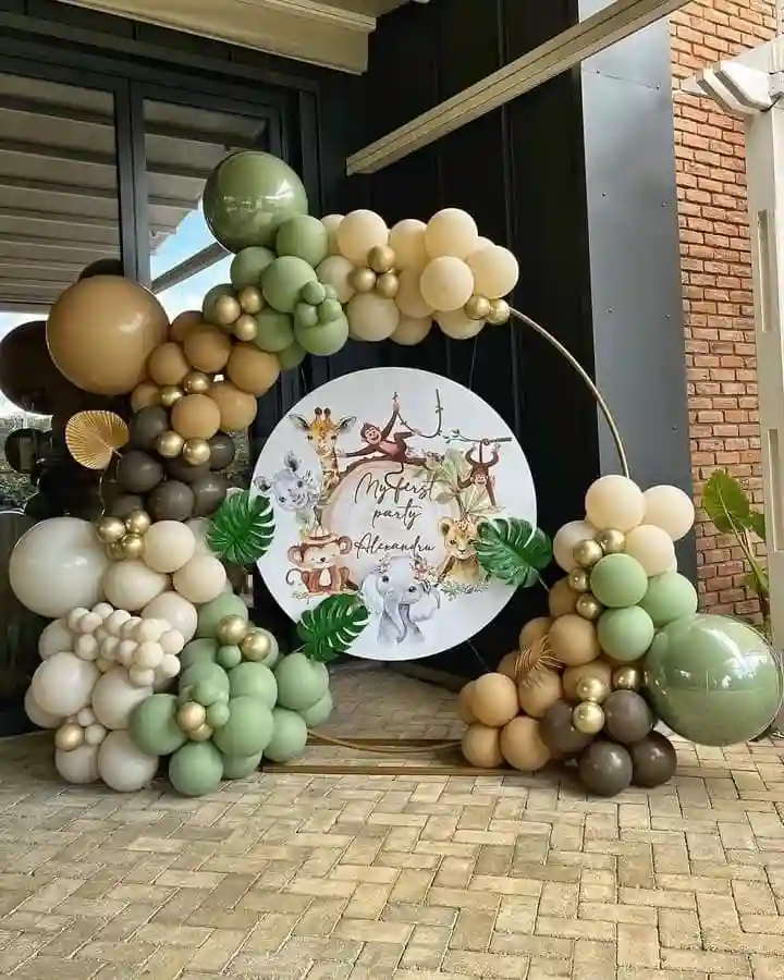 Ring Decor With Jungle Animal Face