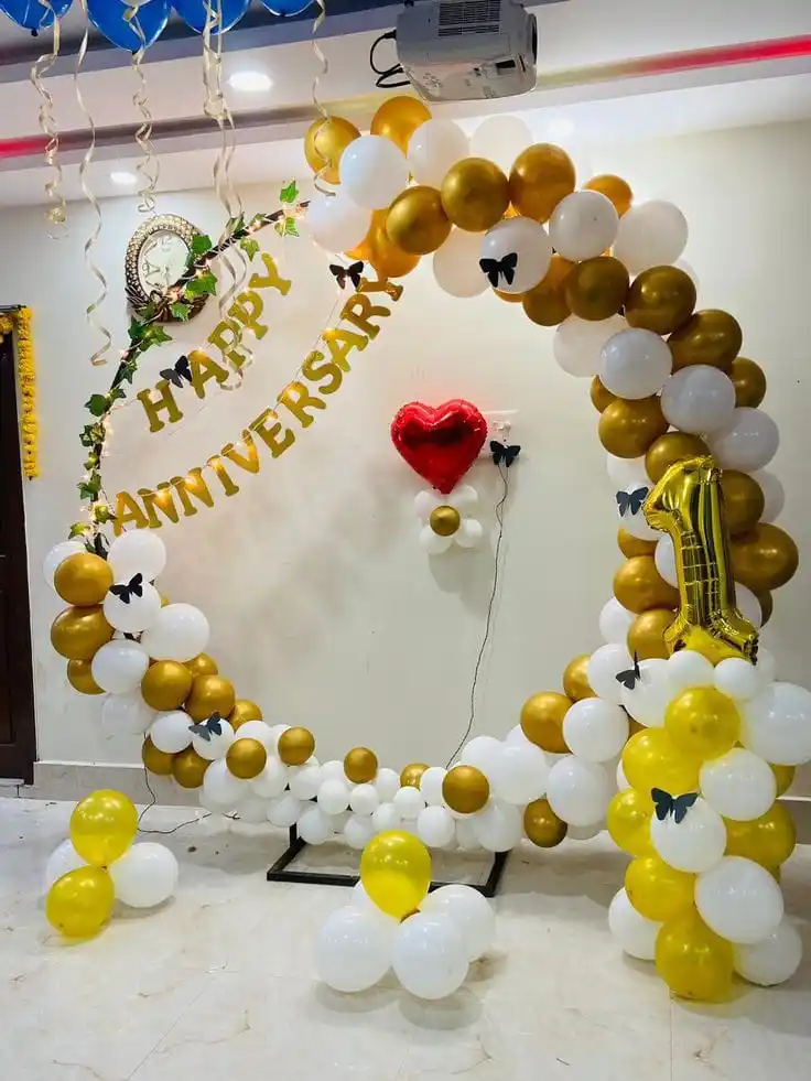 Anniversary Simple Ring Decor