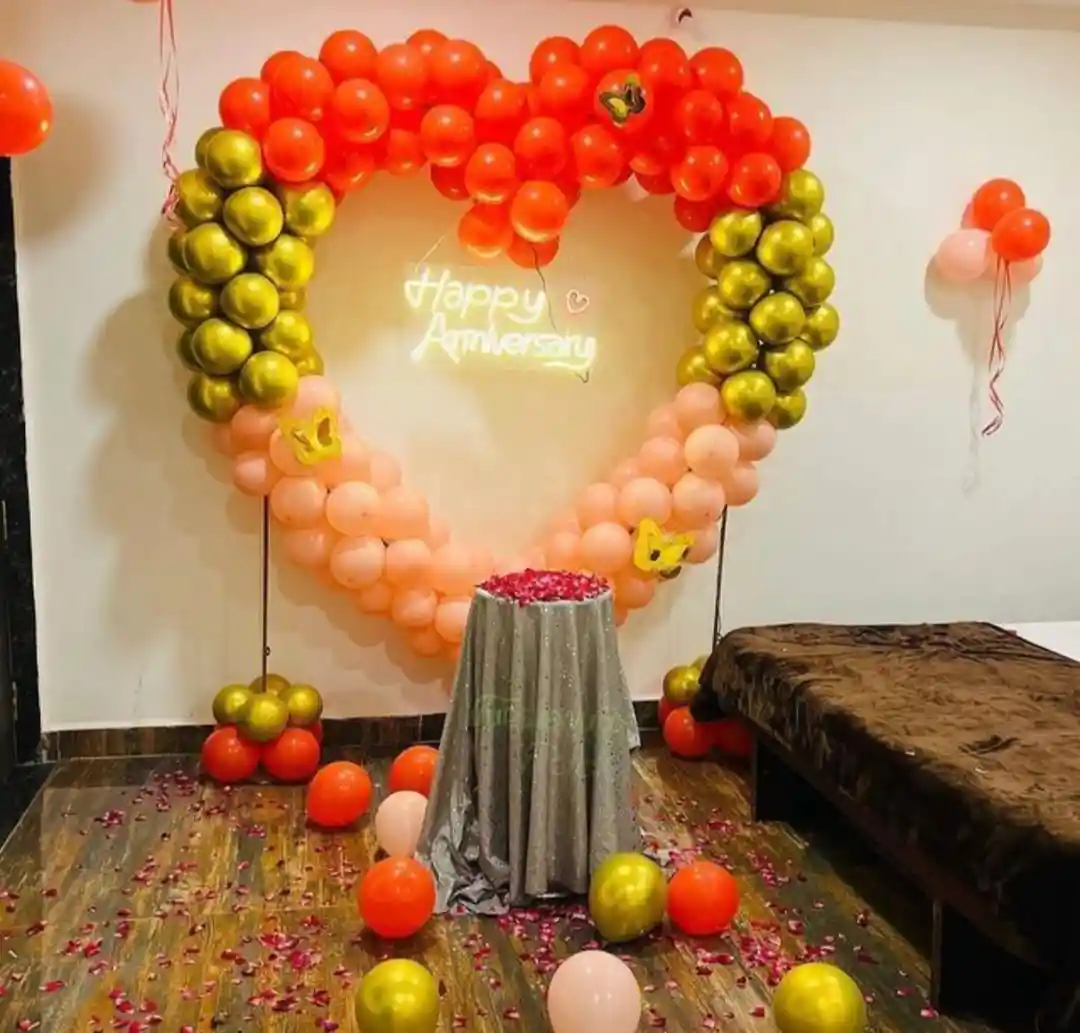 Anniversary Heart Theme Decor