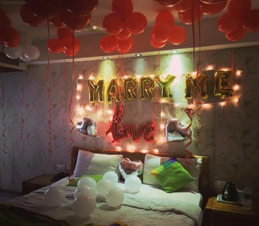Balloon Proposal Room Decoration