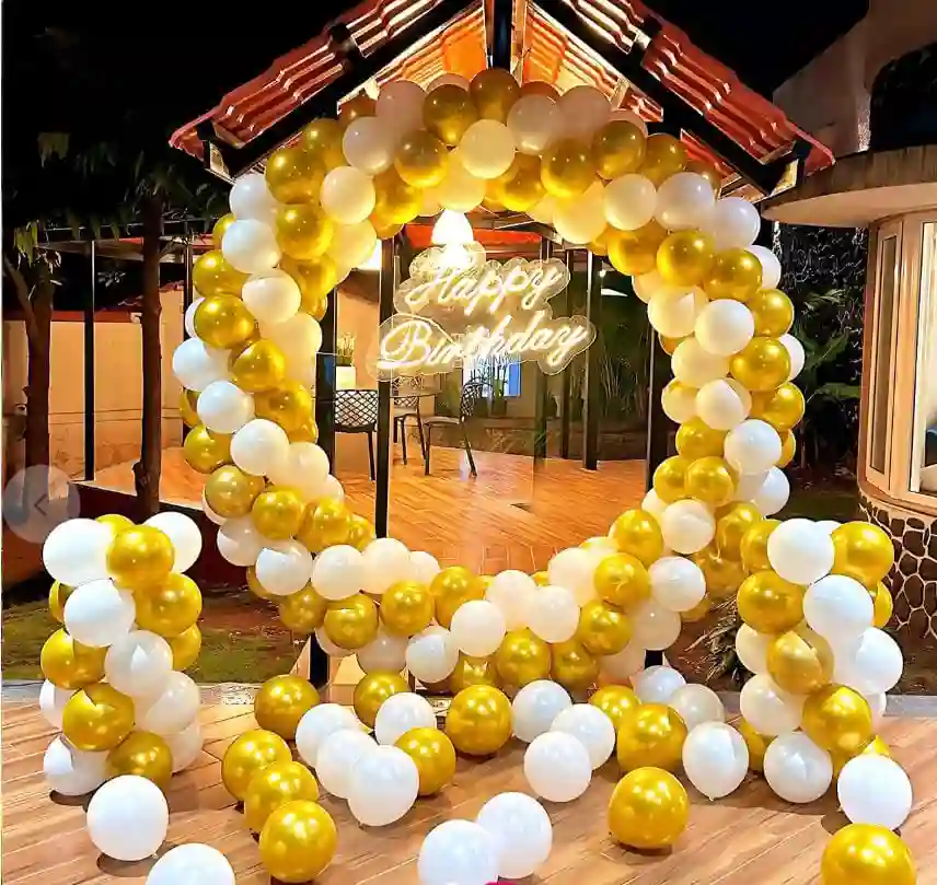 balloon decoration Golden White Serene Glow