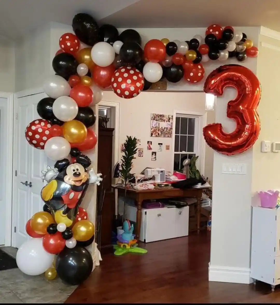 Mickey Mouse 3 Birthday Decor
