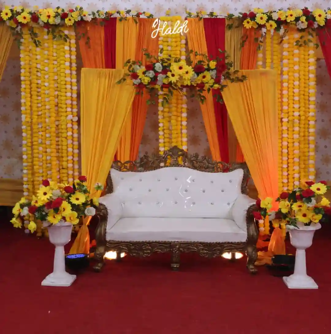 balloon decoration Sunshine Haldi Haven