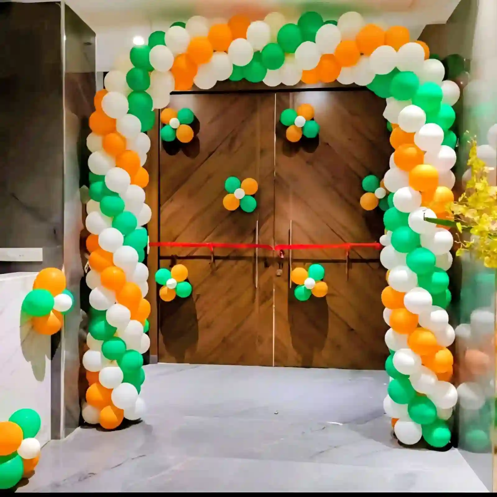 Tricolor Organic Balloons Theme Decor
