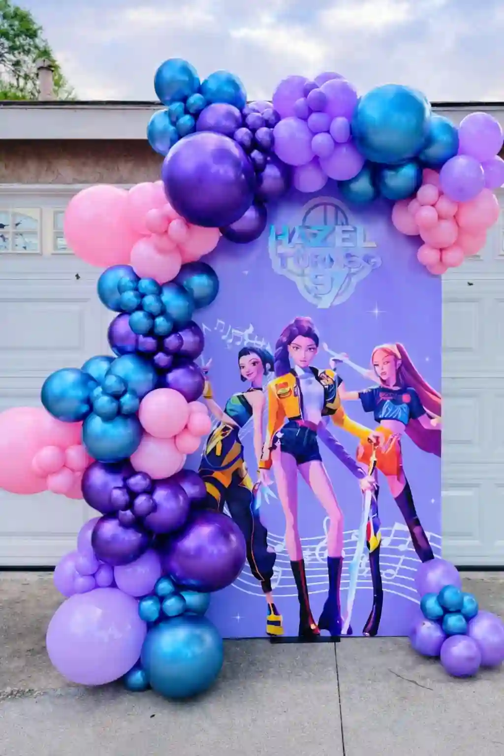 Kpop Ideal Spotlight Birthday Decor